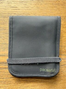 Pacsafe Gray RFID-Blocking Travel Organizer